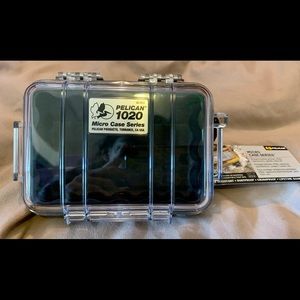 Waterproof case to protect electronics and valuables